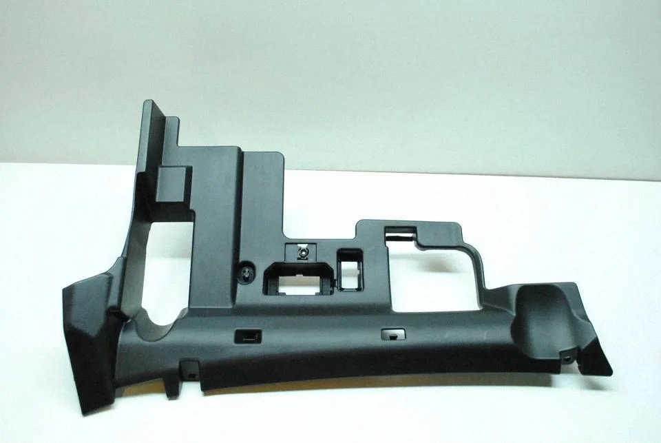 Dashboard lower bottom trim panel – Lexus IS 220D-250-350 (2006-2013)