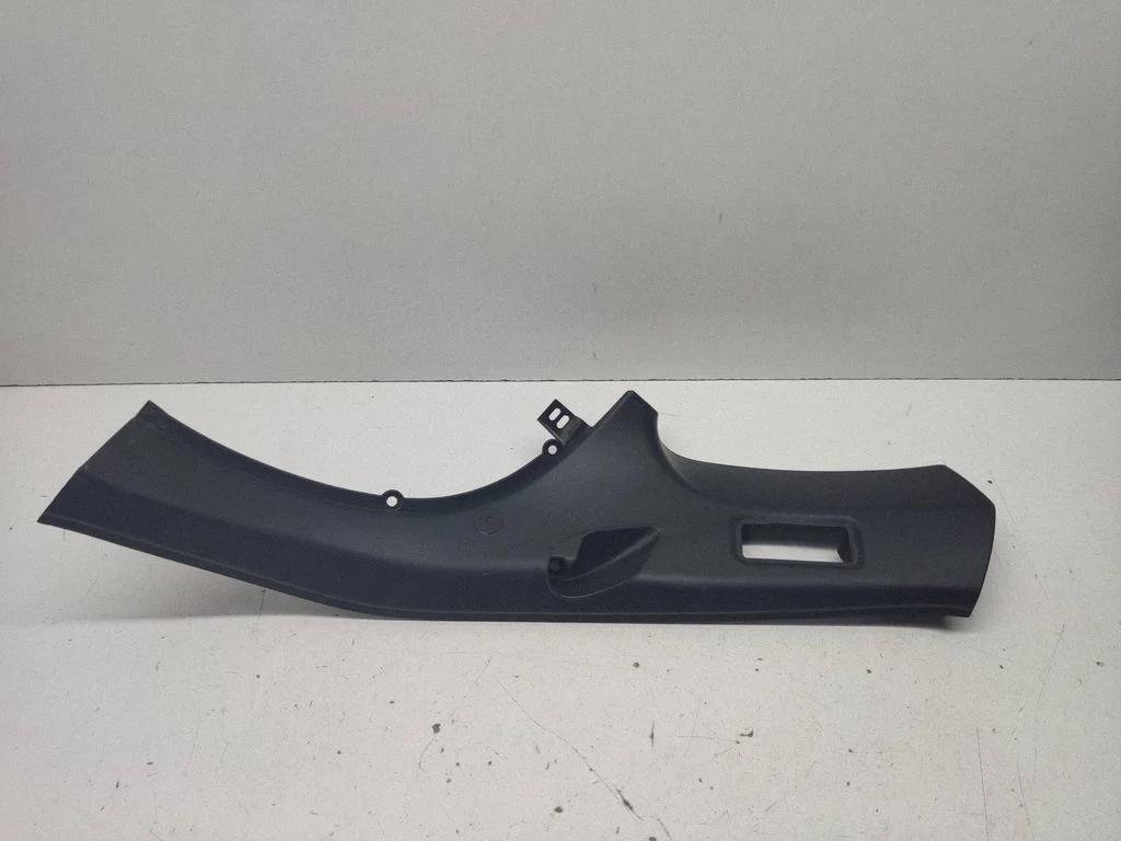 (D)pillar trim (top) – BMW 3 Series E46 (1998-2005)
