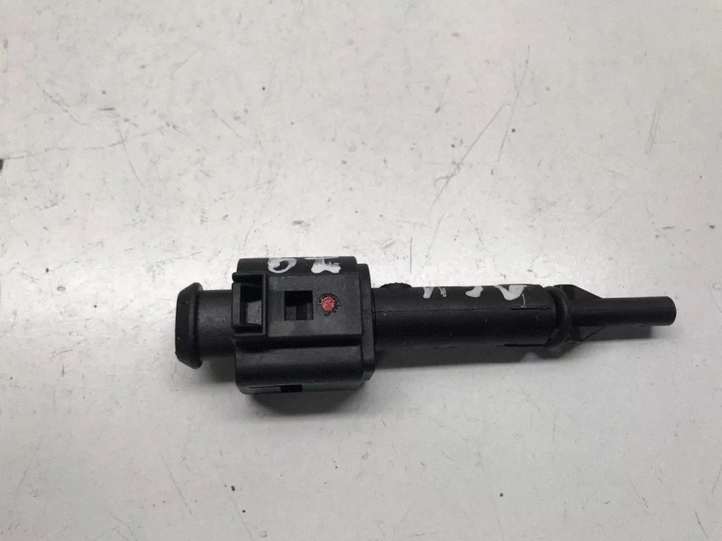 Outside/external air temperature sensor – Audi A6 Allroad C5 (1999-2005)