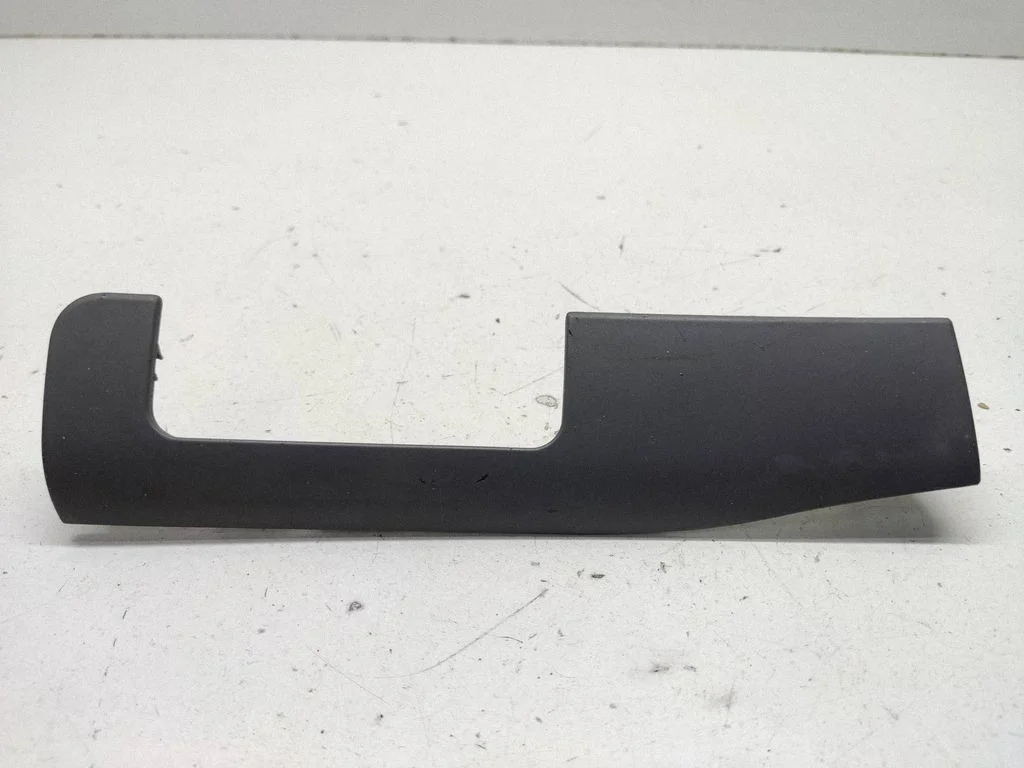 Dashboard glove box trim 8214670