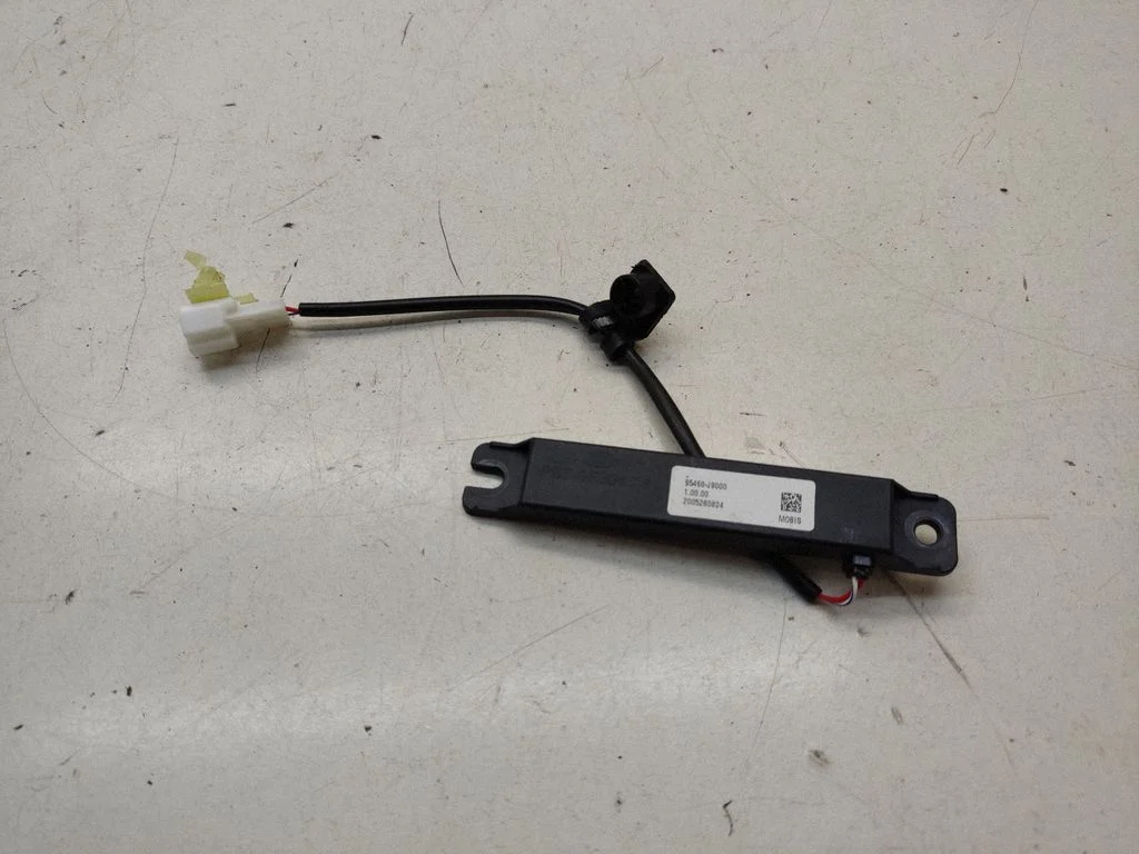 Interior comfort aerial antenna – Hyundai Kona I (2017-2023)