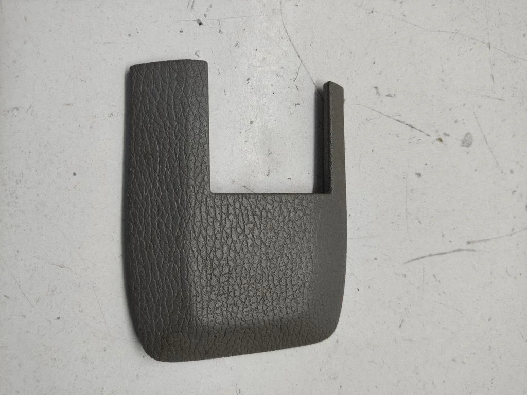 Front driver seat rail trim 9208267