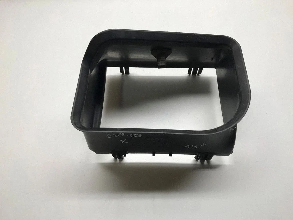 Intercooler air channel guide – BMW 5 Series E39 (1996-2003)