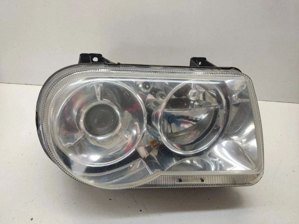 Headlight/headlamp 04806166AF