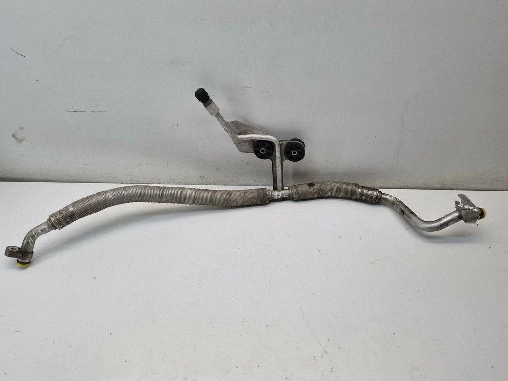 Air conditioning (A/C) pipe/hose 9119701