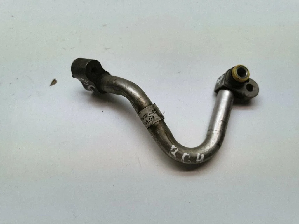 Air conditioning (A/C) pipe/hose – Land Rover Range Rover L322 (2002-2012)