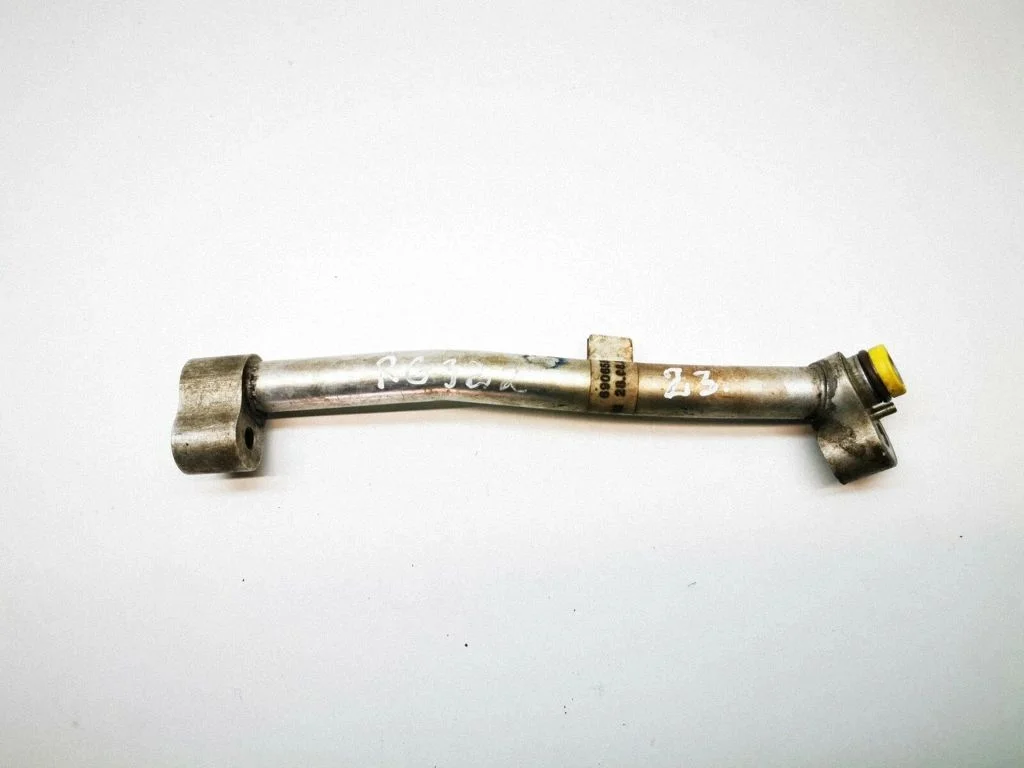 Air conditioning (A/C) pipe/hose – Land Rover Range Rover L322 (2002-2012)