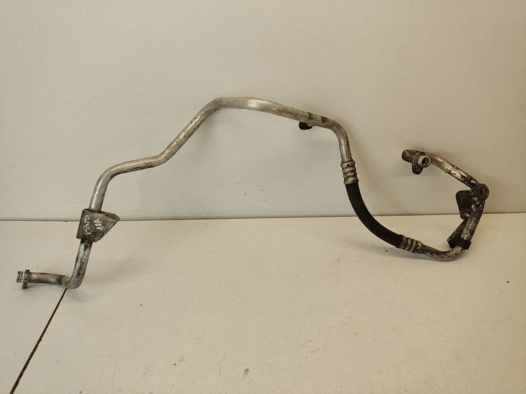 Air conditioning (A/C) pipe/hose – Renault Trafic II (X83) (2001-2014)