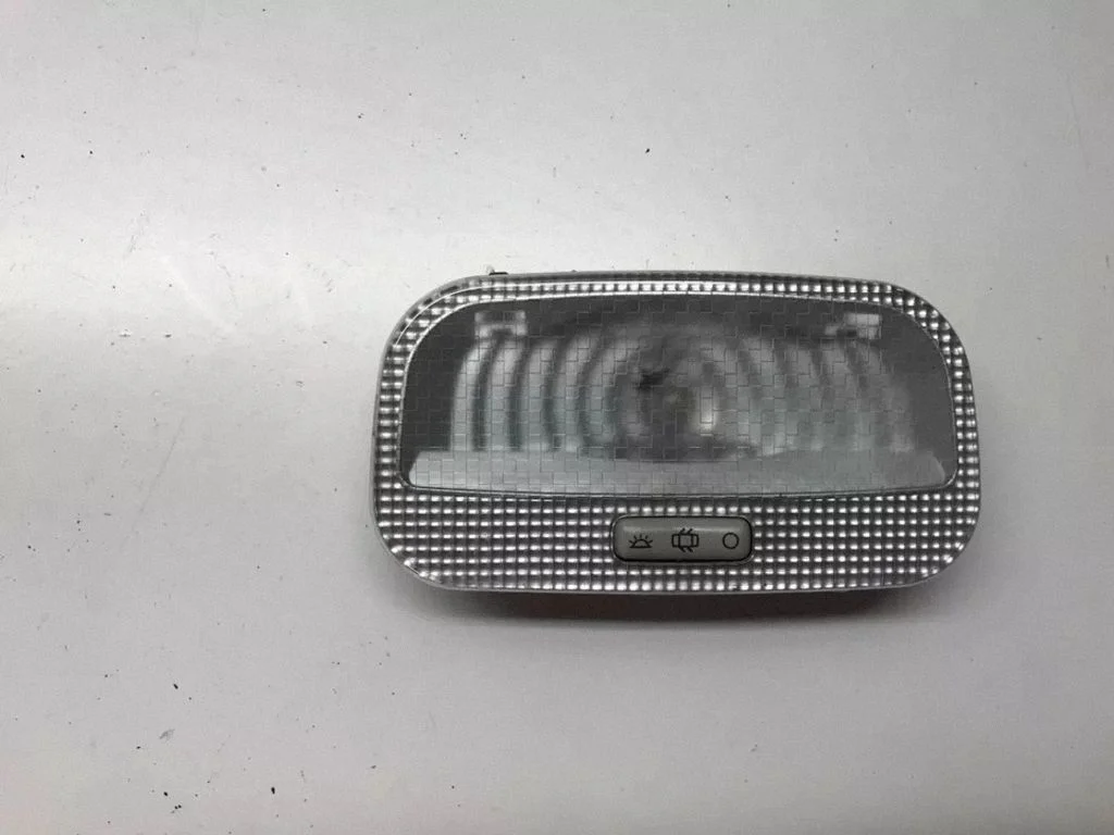 Rear seat light 9682063980