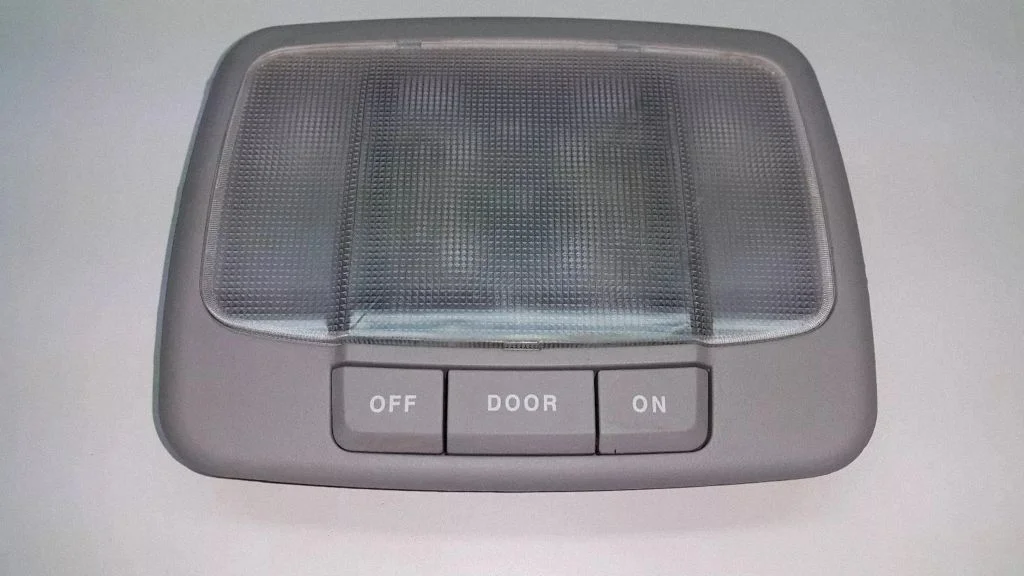 Rear seat light – Hyundai Santa Fe (2000-2006)