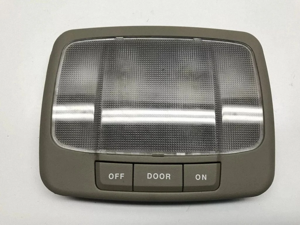 Rear seat light – Hyundai Santa Fe (2000-2006)