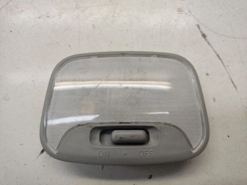 Rear seat light – Mitsubishi Outlander (2007-2012)