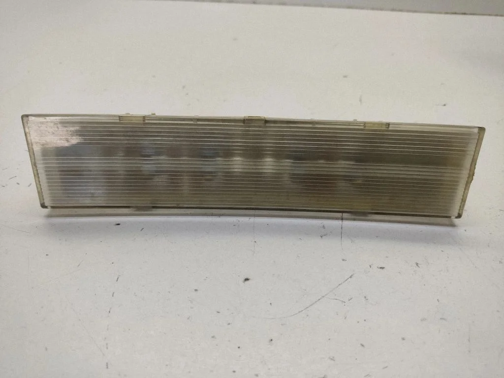 Rear seat light 04685928AA