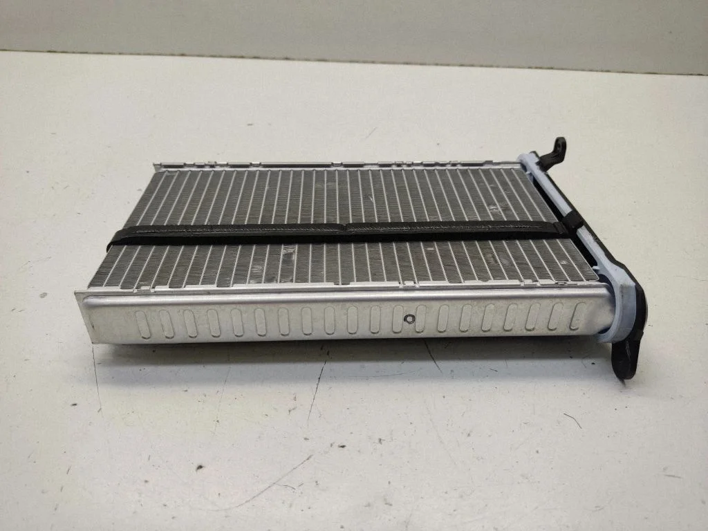 Salongi küttekeha radiaator T1000262JK