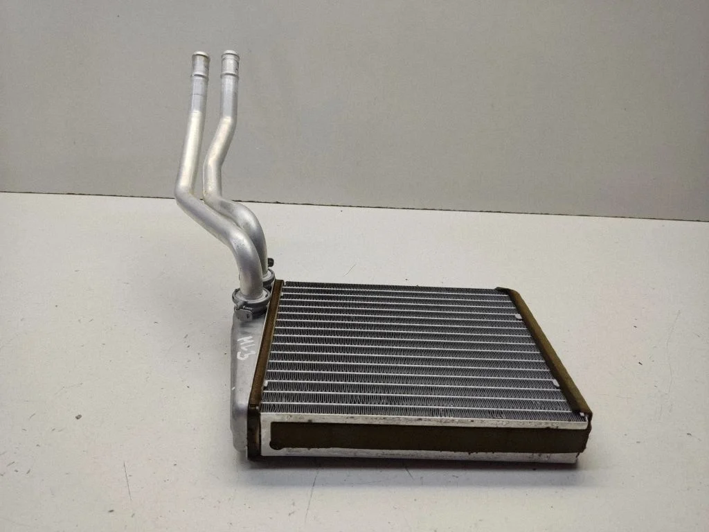 Salongi küttekeha radiaator – Mercedes-Benz ML-klass W164 (2005-2011)