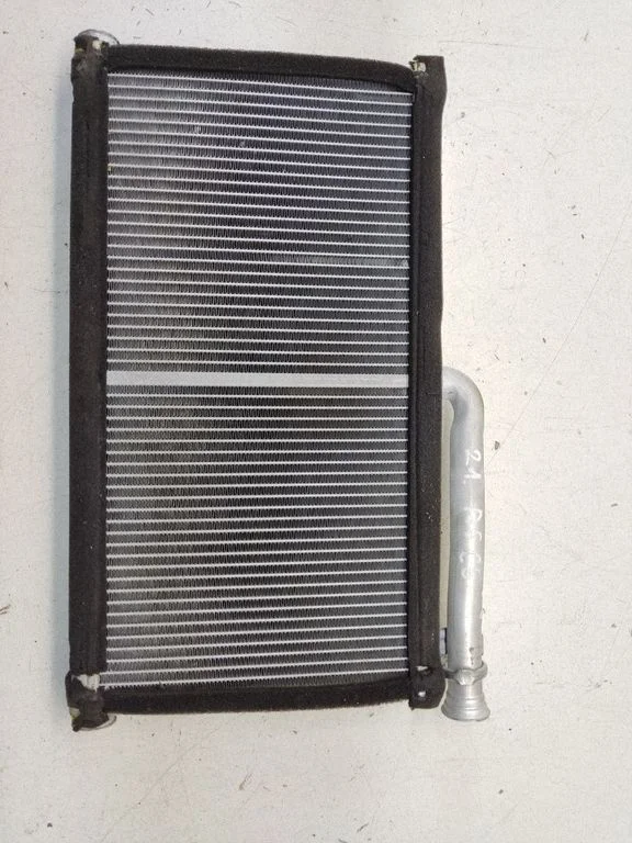Heater blower radiator – front