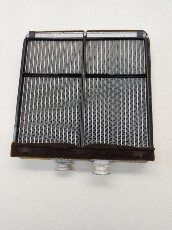 Salongi küttekeha radiaator – Mercedes-Benz E-klass W212 (2009-2016)