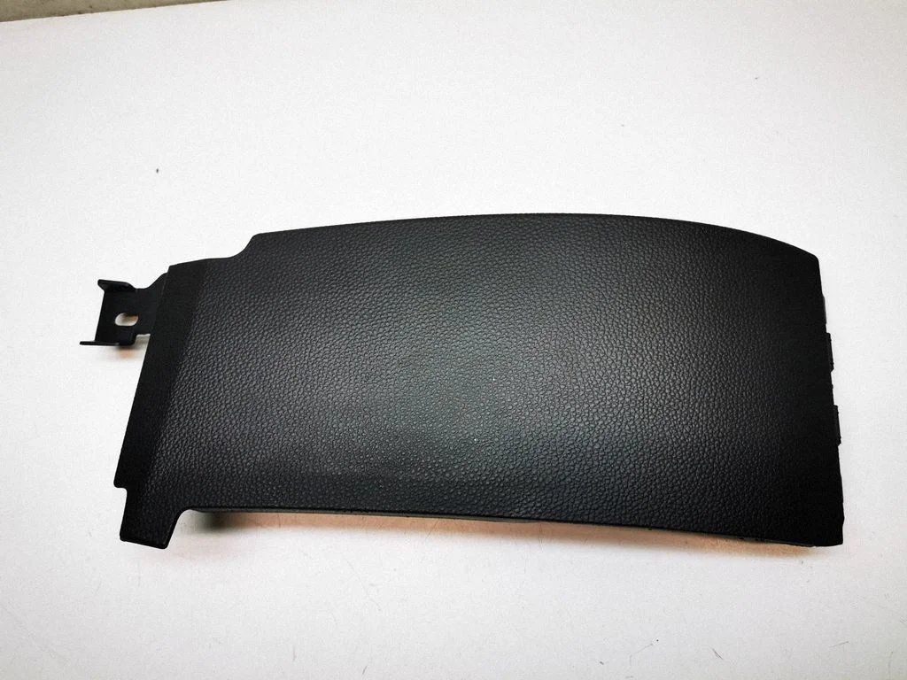 Dashboard lower bottom trim panel 6969554