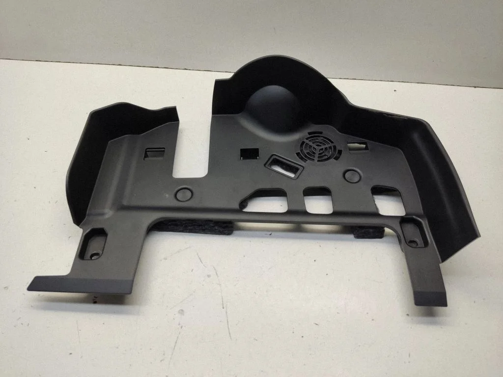 Dashboard lower bottom trim panel – BMW 3 Series G20 G21 (2019-)