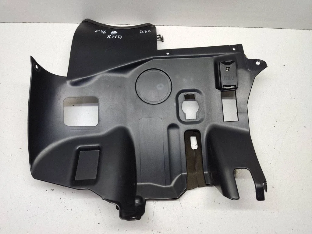 Armatuurlaua alumine viimistluspaneel – BMW 3-seeria E46 (1998-2005)