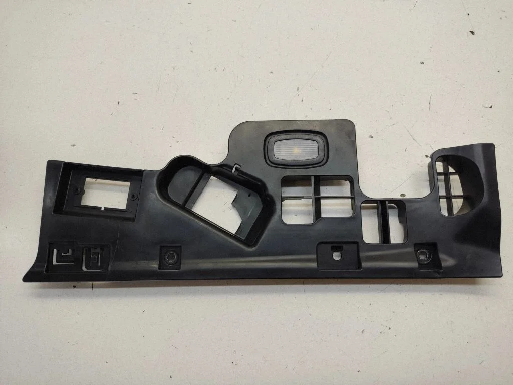 Dashboard lower bottom trim panel – Mercedes-Benz A-Class W176 (2012-2018)