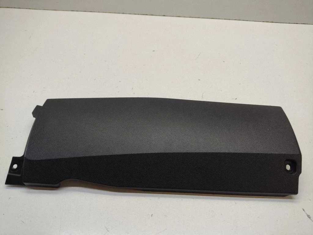 Dashboard lower bottom trim panel 9804310