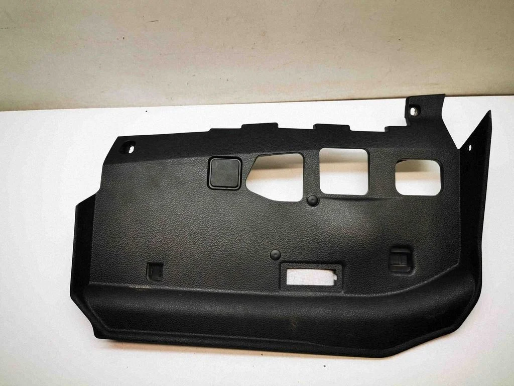 Dashboard lower bottom trim panel 7119502