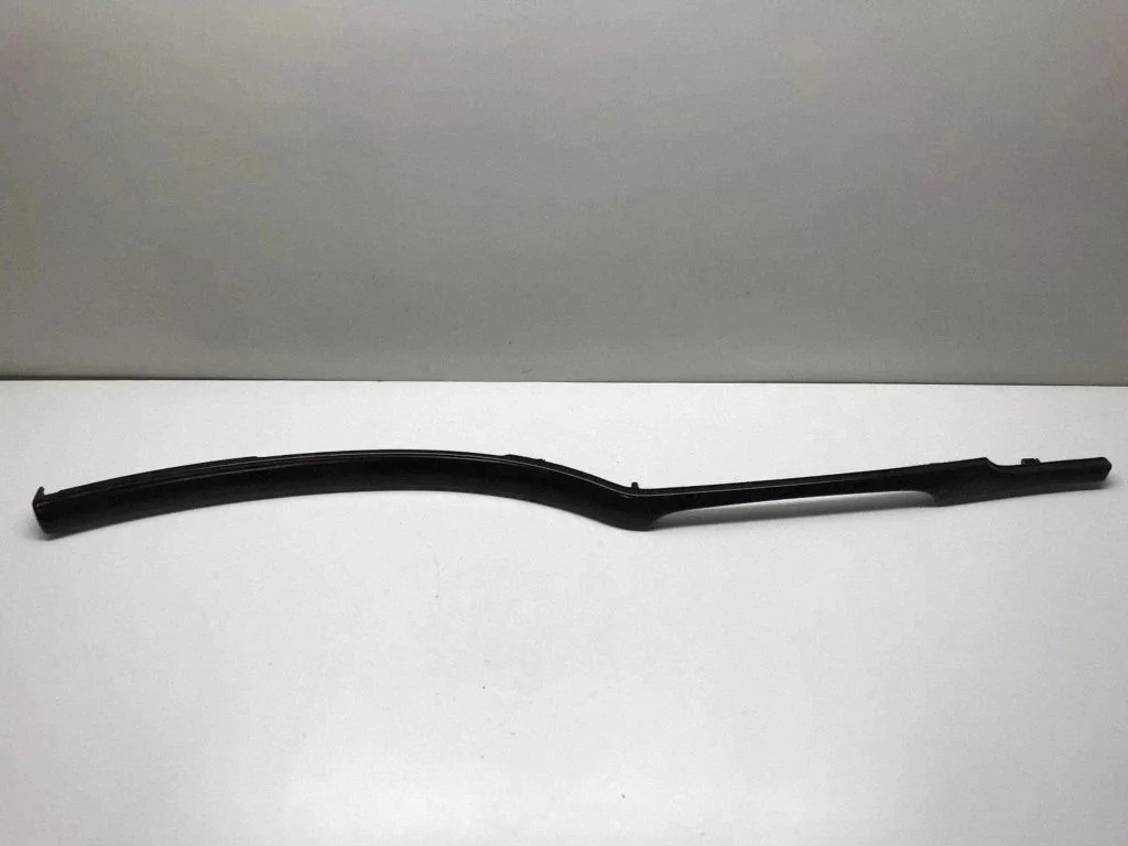 Dashboard glove box trim 09158386