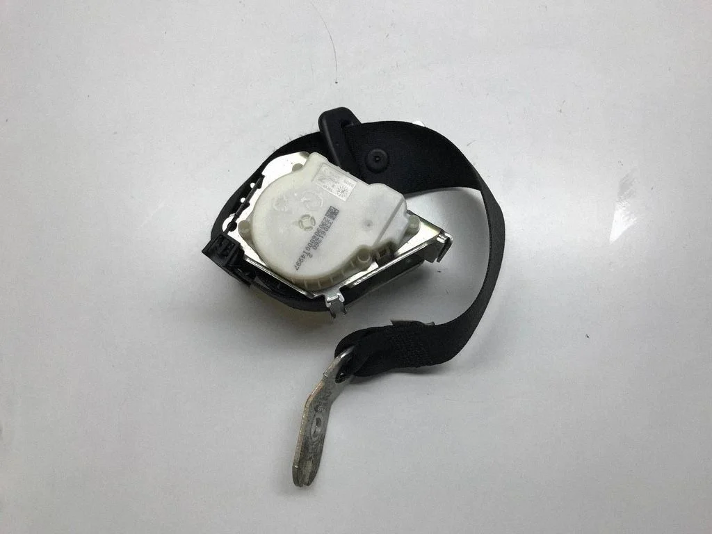 Rear seatbelt 33061260