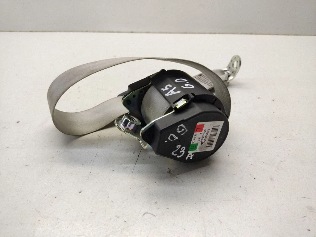 Rear seatbelt – Audi A5 8T 8F (2007-2016)
