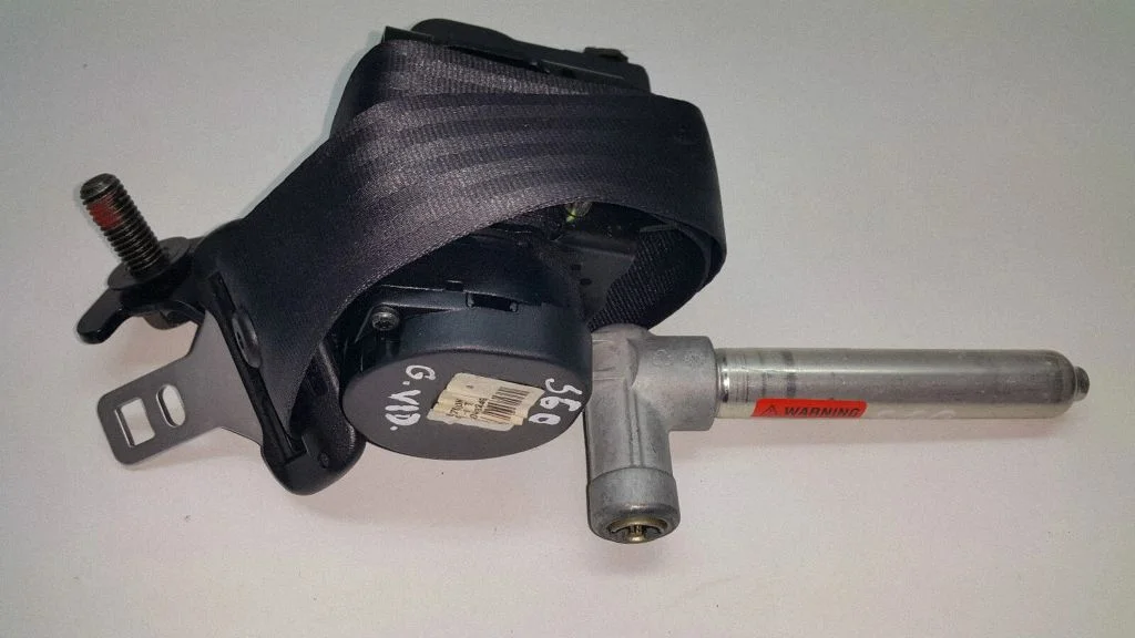 Rear seatbelt 600376700H