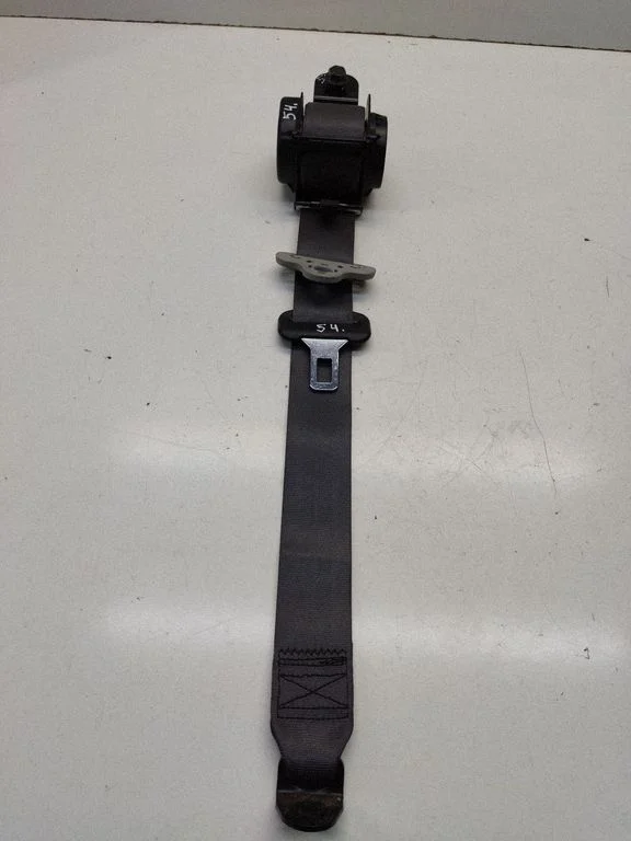 Rear seatbelt 898201F000