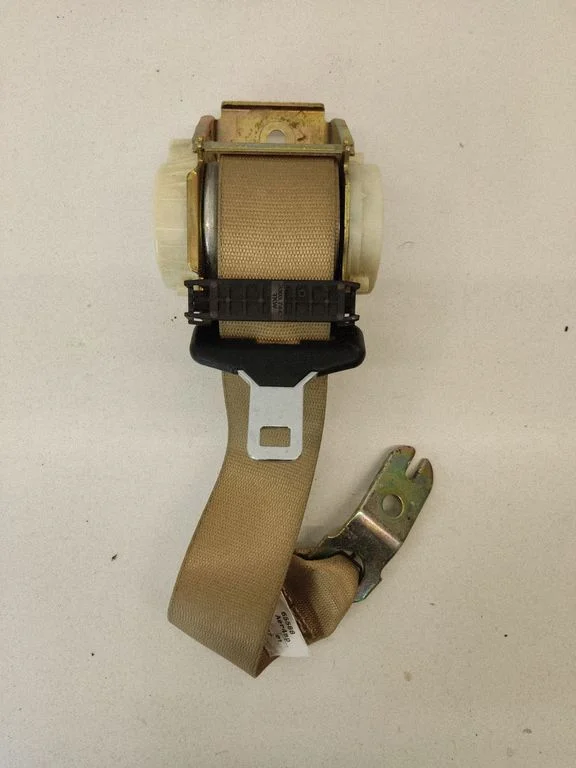 Rear seatbelt 33037442