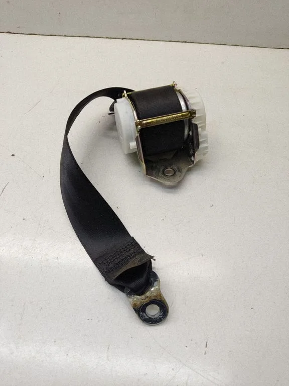 Rear seatbelt 8P3857805