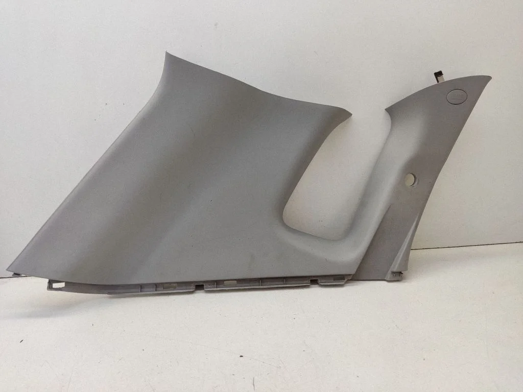 (D)pillar trim (top) 858502E100