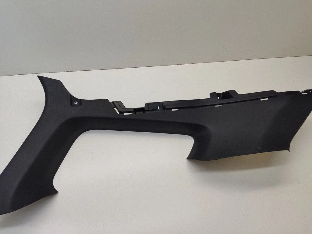 (D)pillar trim (top) 85851D4300