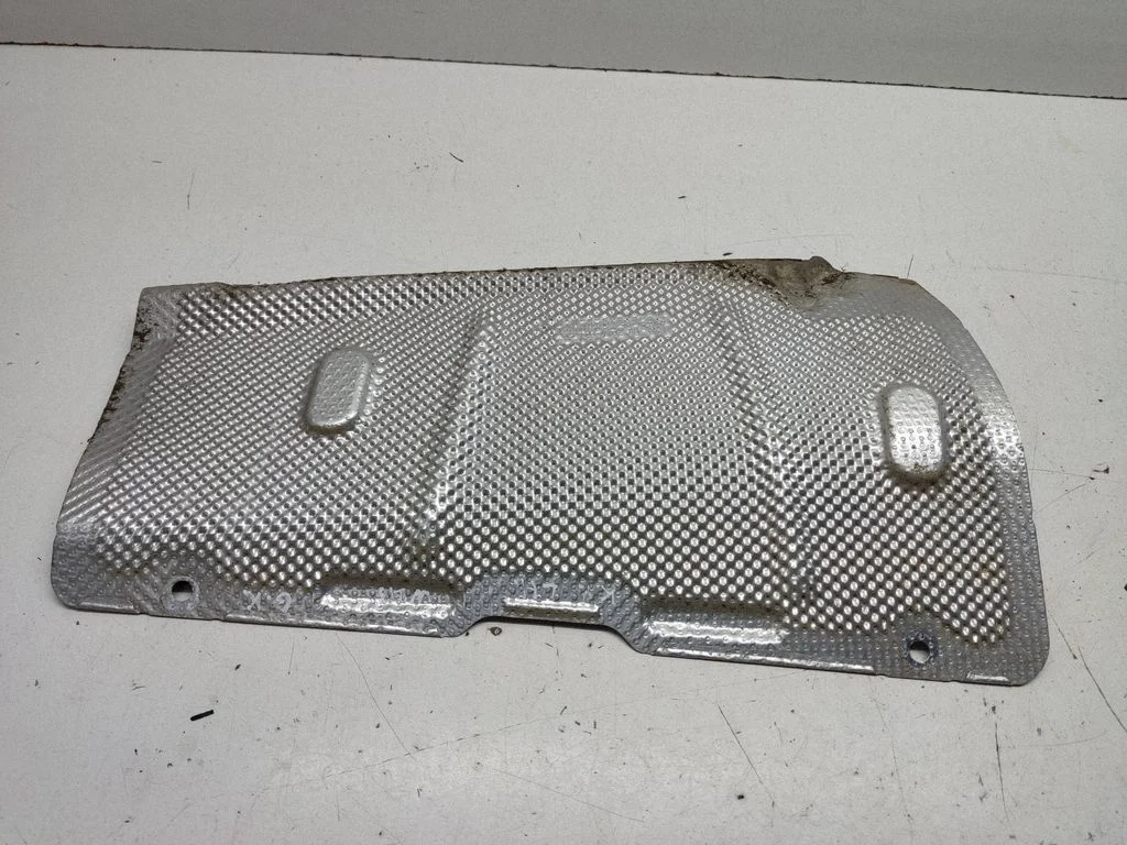 Exhaust heat shield A2136800322