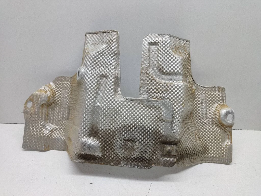Exhaust heat shield A2136807003