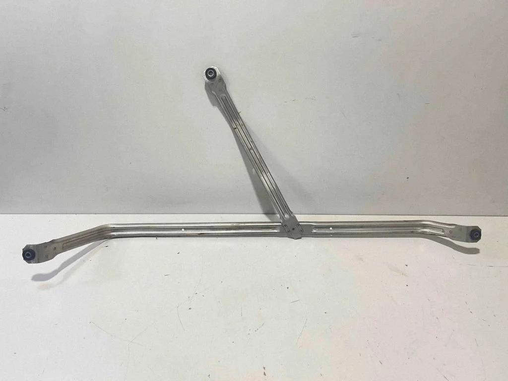 Fuel tank mounting bracket – BMW X5M G05 F95 (2019-)