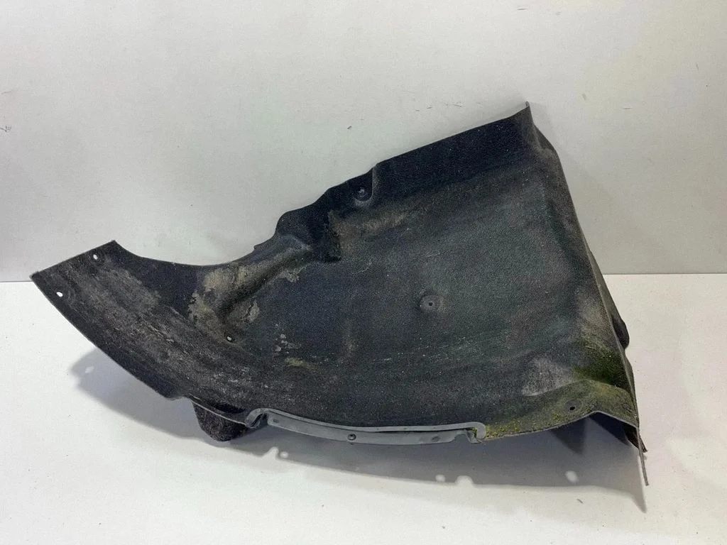 Esimene rattakoopa katteliist / porikaitse 7328622 – BMW i8 (2014-)