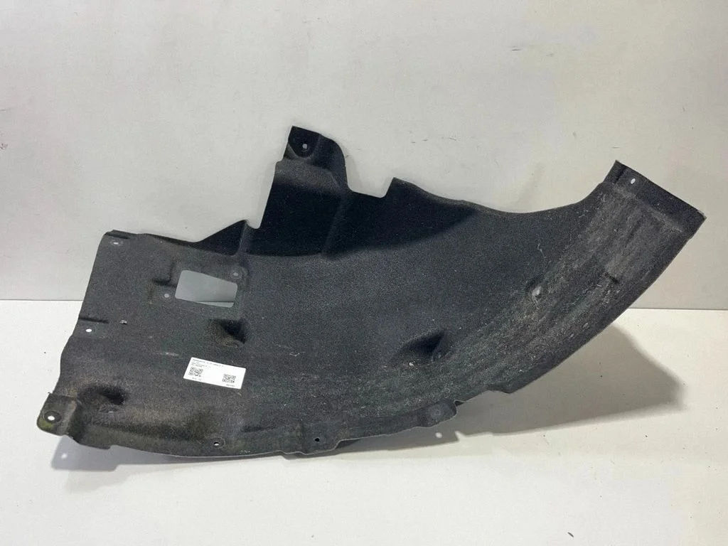Esimene rattakoopa katteliist / porikaitse 7328620 – BMW i8 (2014-)