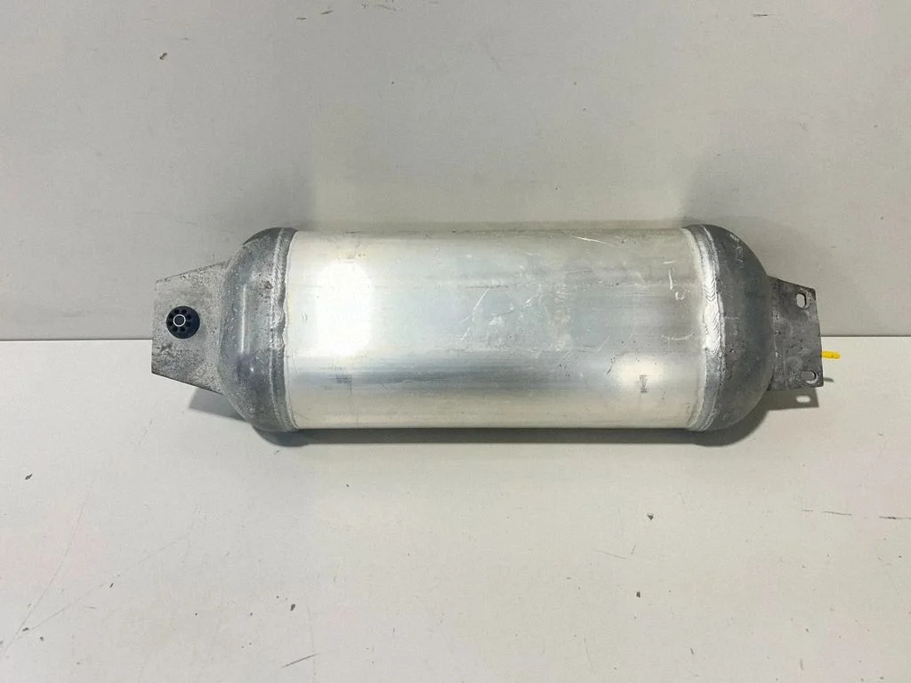 Zbiornik powietrza zawieszenia pneumatycznego – BMW X5M G05 F95 (2019-)