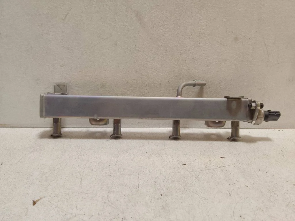 Fuel main line pipe 8945833041