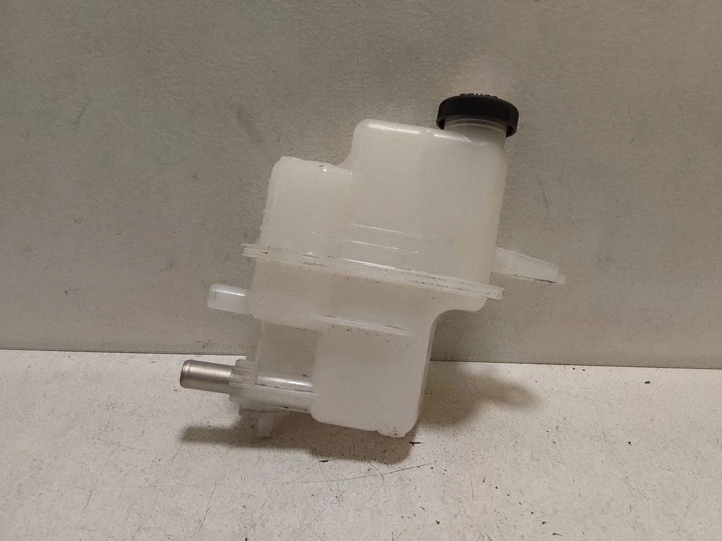 Coolant expansion tank/reservoir