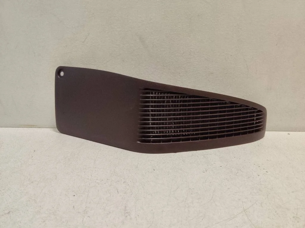 Muu salongiosa 5844133030 – Lexus ES 300h (7th Gen) (2018-2025)