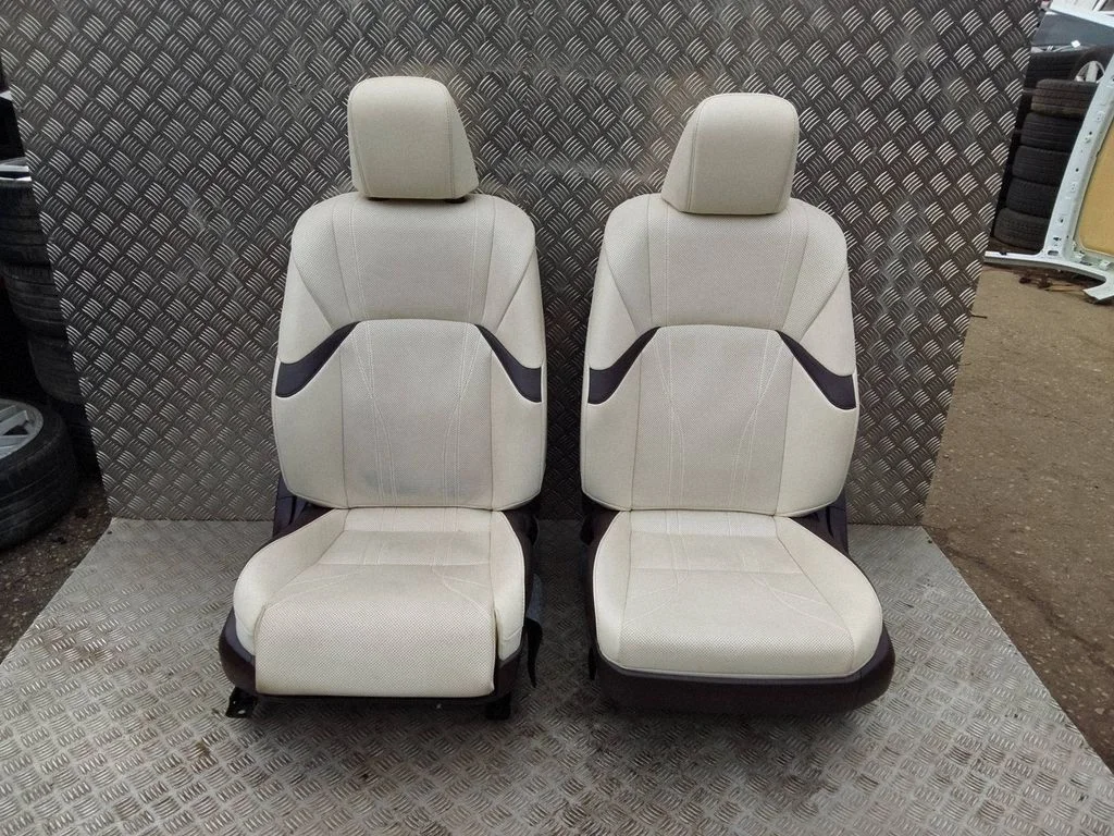 Interior set – Lexus ES 300h (7th Gen) (2018-2025)