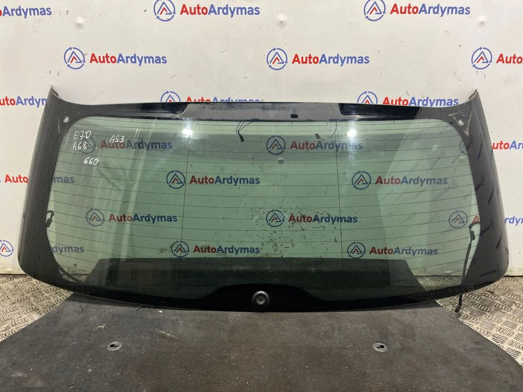 Rear windscreen/windshield window – BMW X5 E70 (2006-2013)