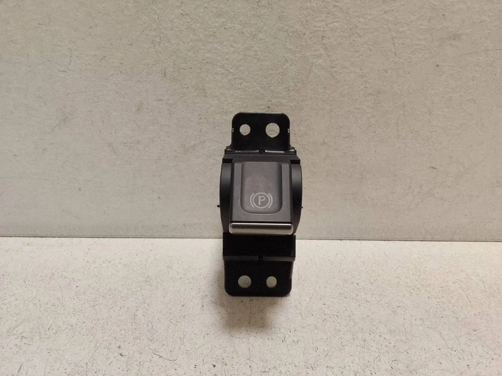 Hand parking brake switch – Lexus ES 300h (7th Gen) (2018-2025)
