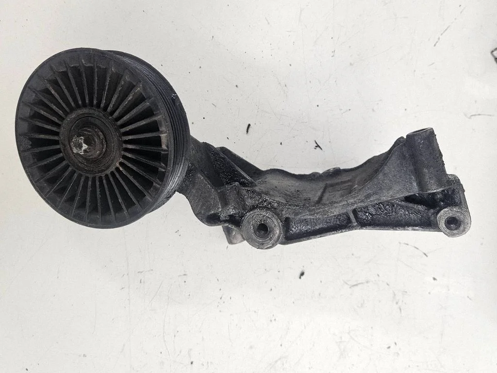 A/C compressor mount bracket 24401737