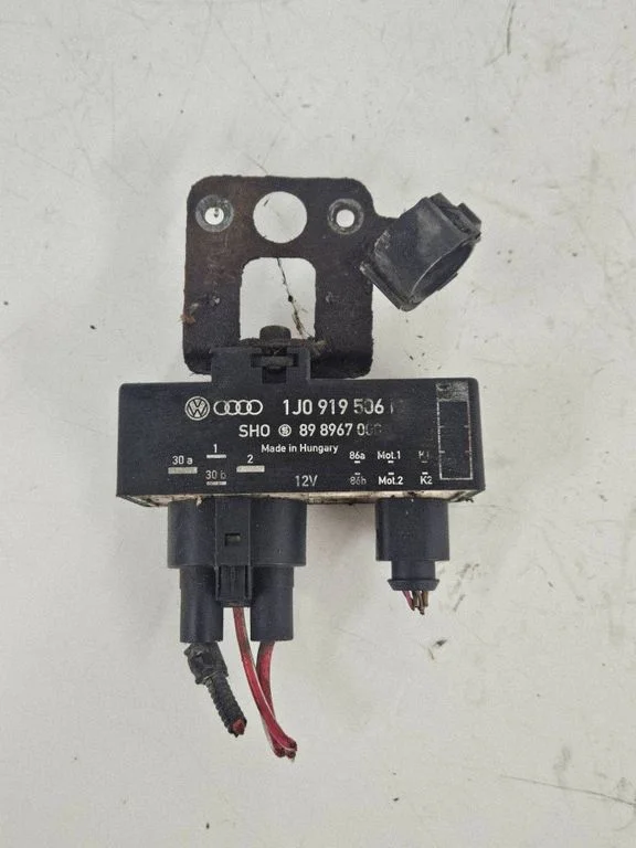Jahutusventilaatori relee – Skoda Fabia Mk1 (6Y) (1999-2007)